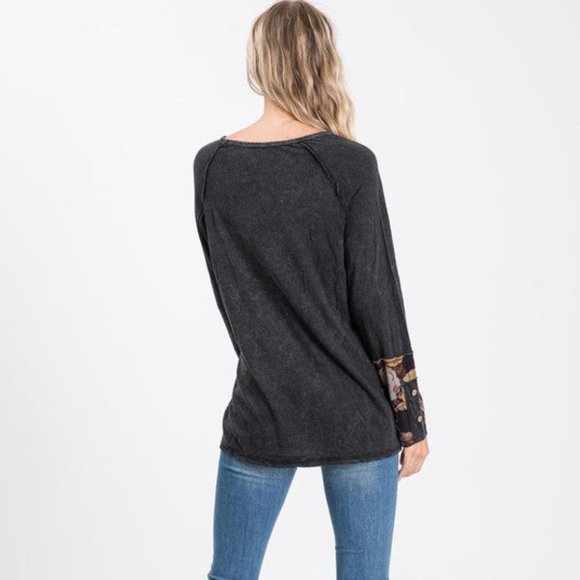 Mineral Wash Long-Sleeve With Floral & Button Detail on Sleeve - Picture 8 of 9